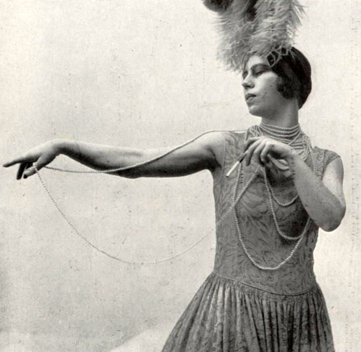 Bronisława Niżyńska w balecie "Les biches", 1924 r., fot. pinterest.