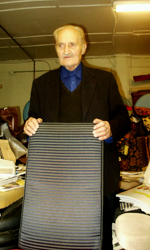 Stefan Siwiński w swojej pracowni w 2006 roku, fot  J. Sokołowska-Gwizdka.