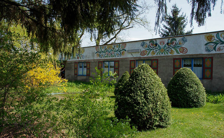 Muzeum Ludowe w Sromowie, fot. malby