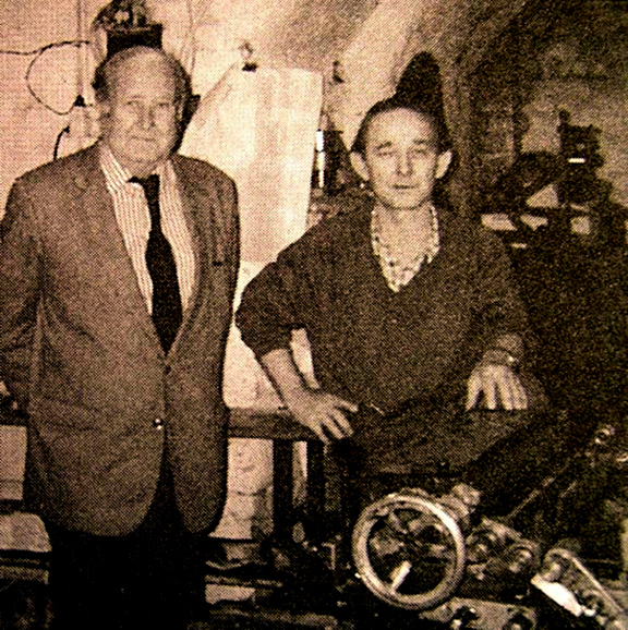 Od lewej: Czesław Bednarczyl i Jan Darowski w Drukarni pod Arkadą, fot. arch. F. Śmieji.