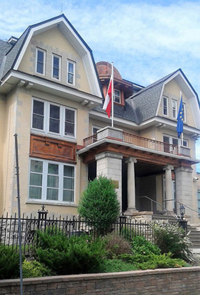 Ambasada Rzeczpospolitej Polskiej w Ottawie.