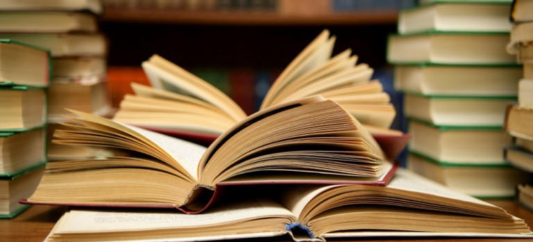 Literackie zaułki pamięci Literackie zaułki pamięci